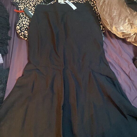 NWT Aritzia Babaton Sculpt Knit Arrival Midi Mermaid Black Skirt - Picture 5 of 6